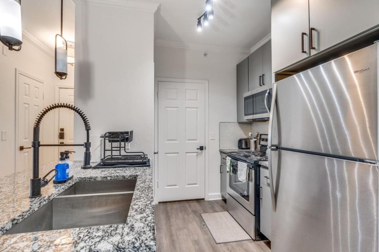 Elegant 1Br With Resort Style Pool Near The Domain Остин Екстериор снимка
